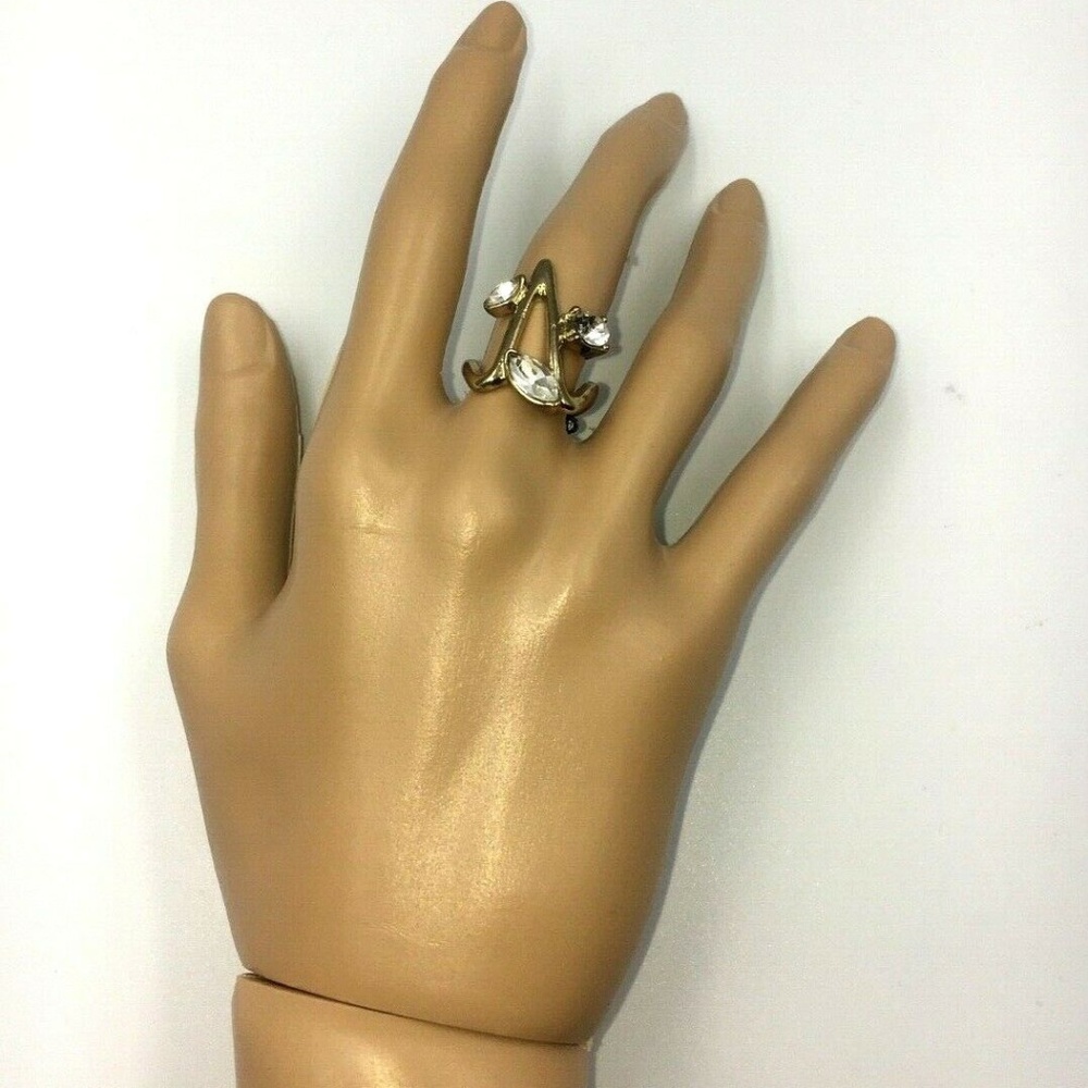 Women Jewelry Ring V Shape Gold 7